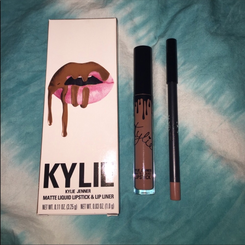 Authentic Kylie Lip Kit: Dolce K
